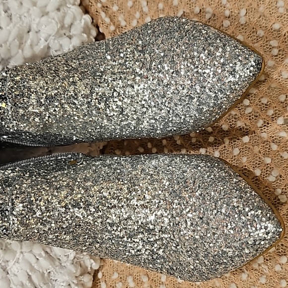 NY & CO Boots - Picture 3 of 16